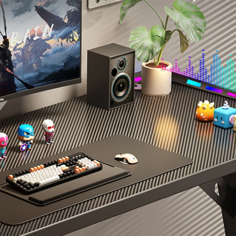 Konsole do gier Biurka kompute – Desk Setup With Laptop And Monitor recenzja i cena